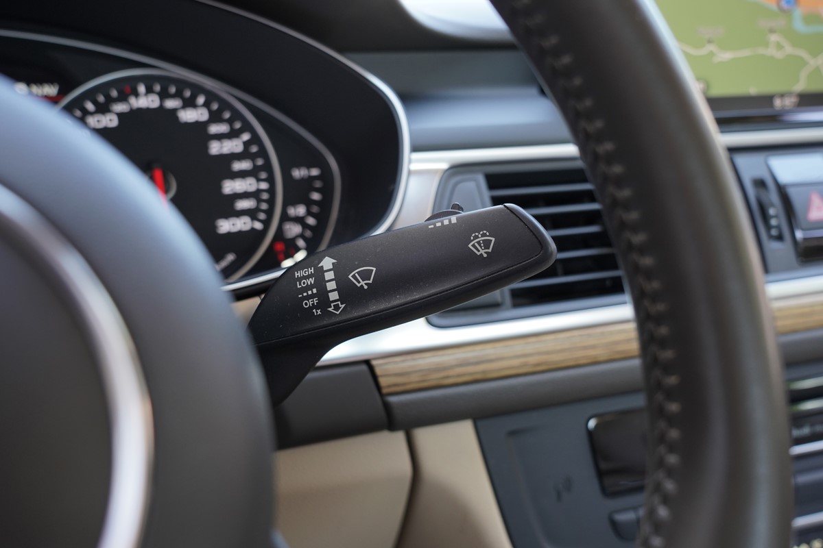 Audi A6
 3.0 TDi Quattro S-Tronic