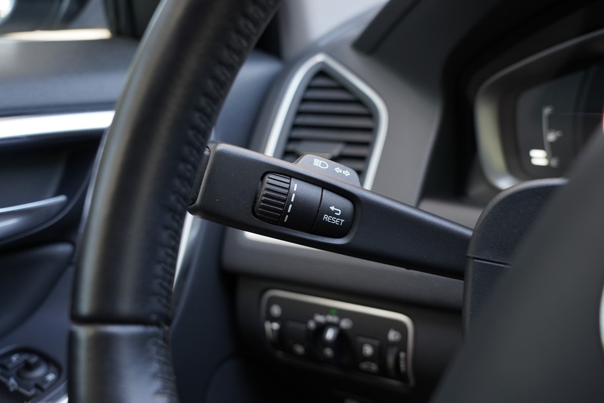 Volvo
 XC60 2,0 D