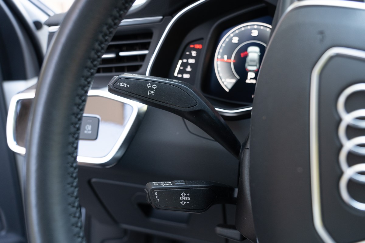 Audi A6
 40 TDi S-tronic
