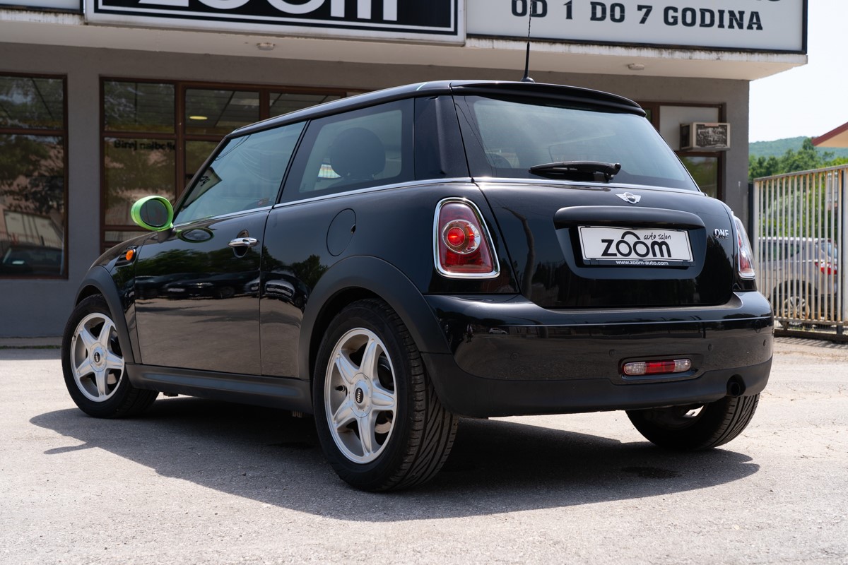 MINI
 Cooper 
 1,6 Benzin/LPG