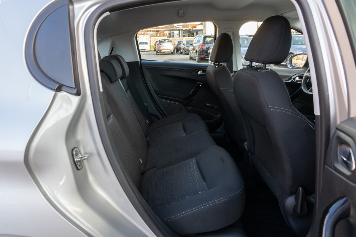 Peugeot 208 1,6 BlueHDI