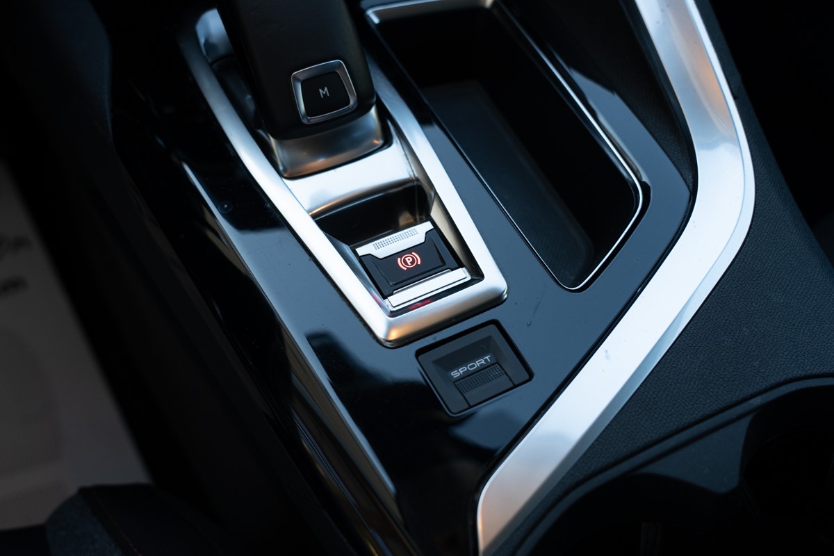 Peugeot 3008 1,6 BlueHDI 