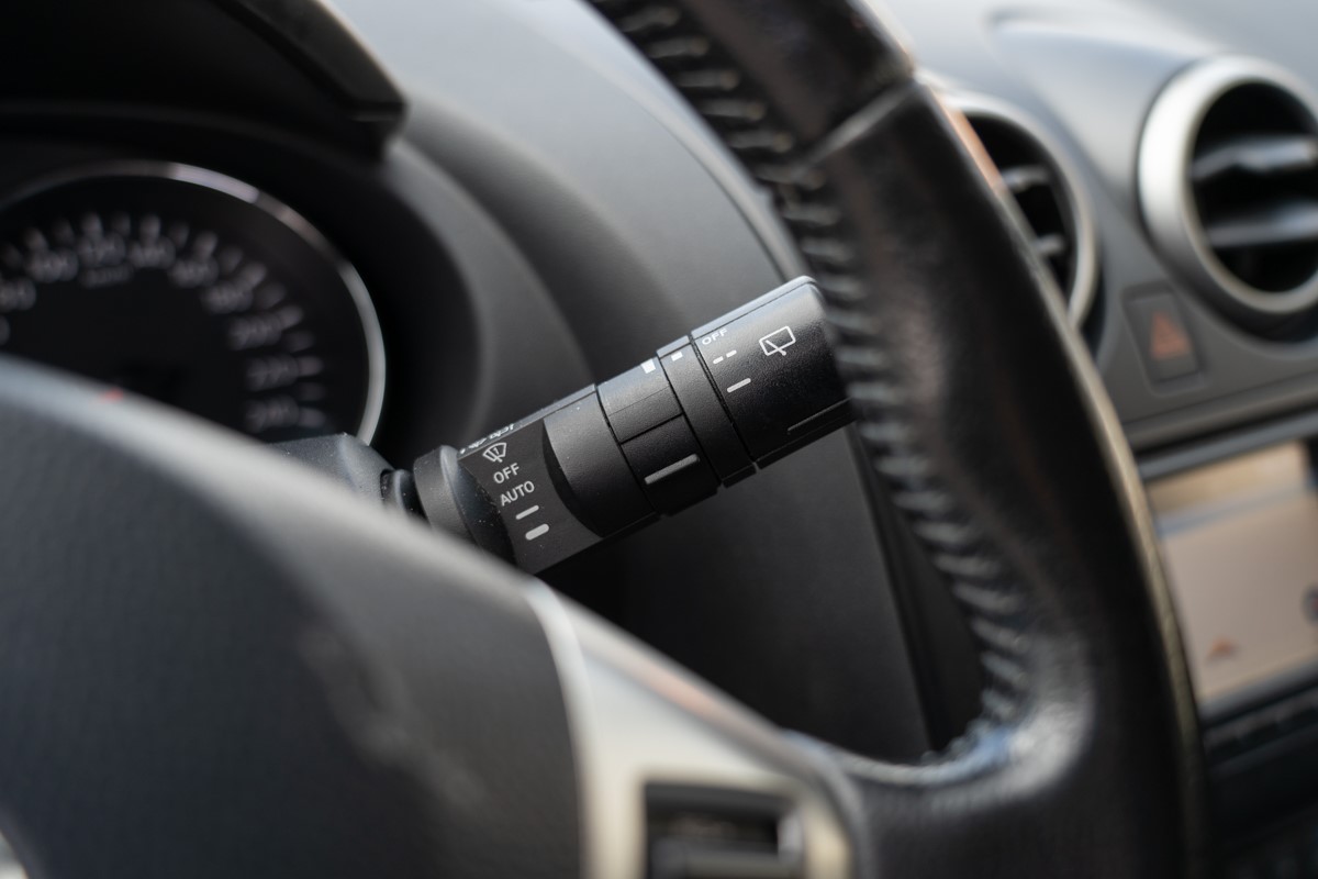 Nissan
 Qashqai 2,0 DCI