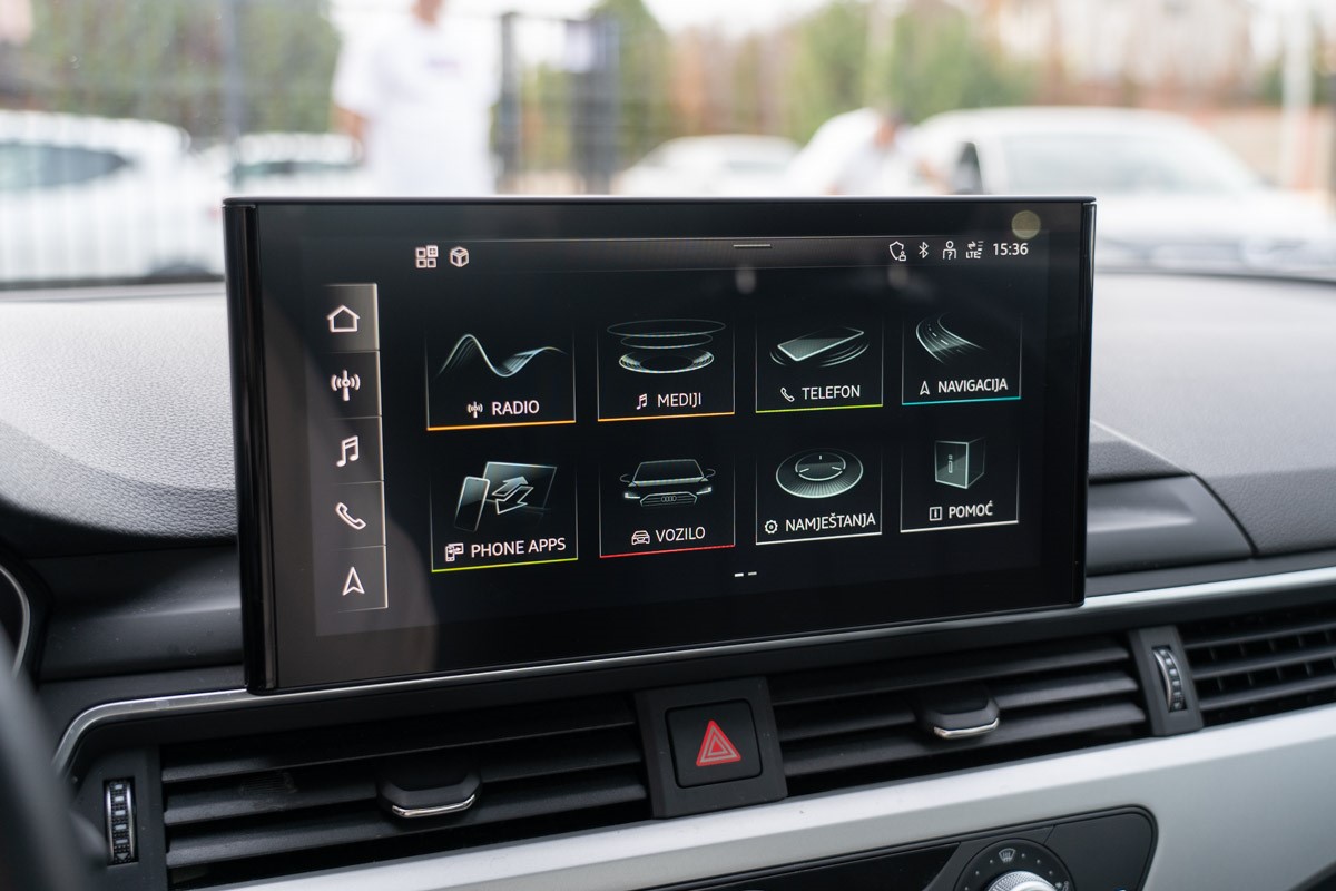 Audi A4
 2,0 TDI