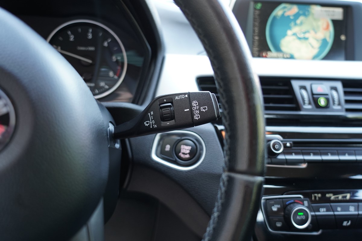 BMW
 X1  190  XDRIVE
