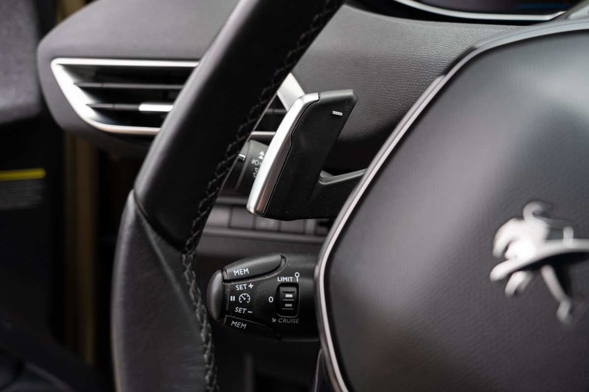 Peugeot 3008 1.6 BlueHDi Allure Business 