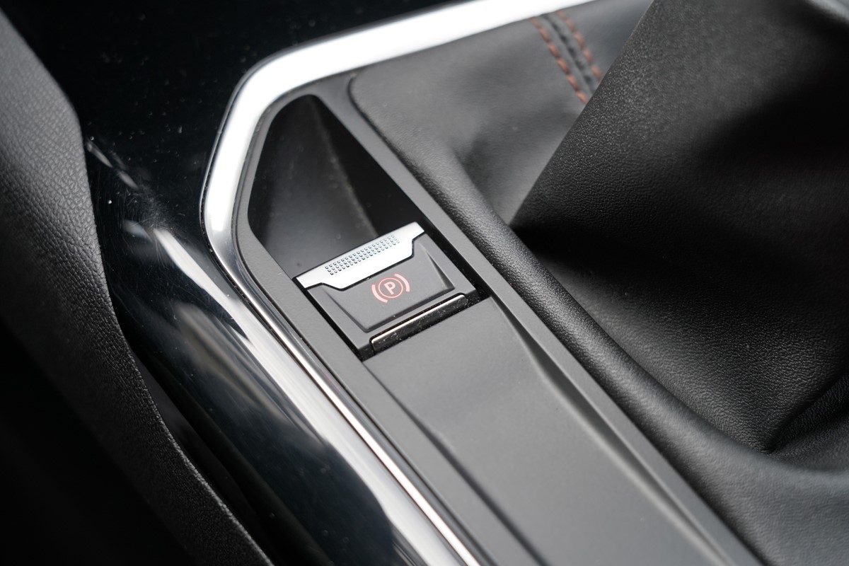 Peugeot 3008 1,6 BlueHDI