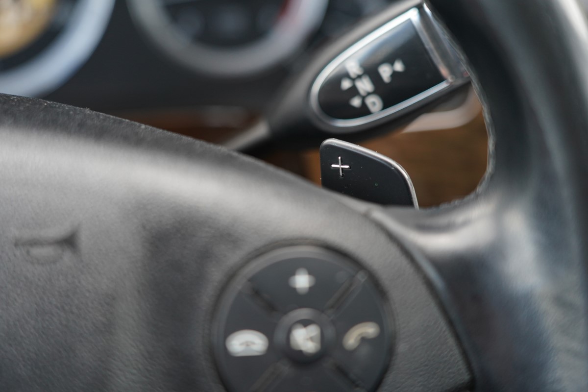 Mercedes-Benz E-Class
 220 CDI