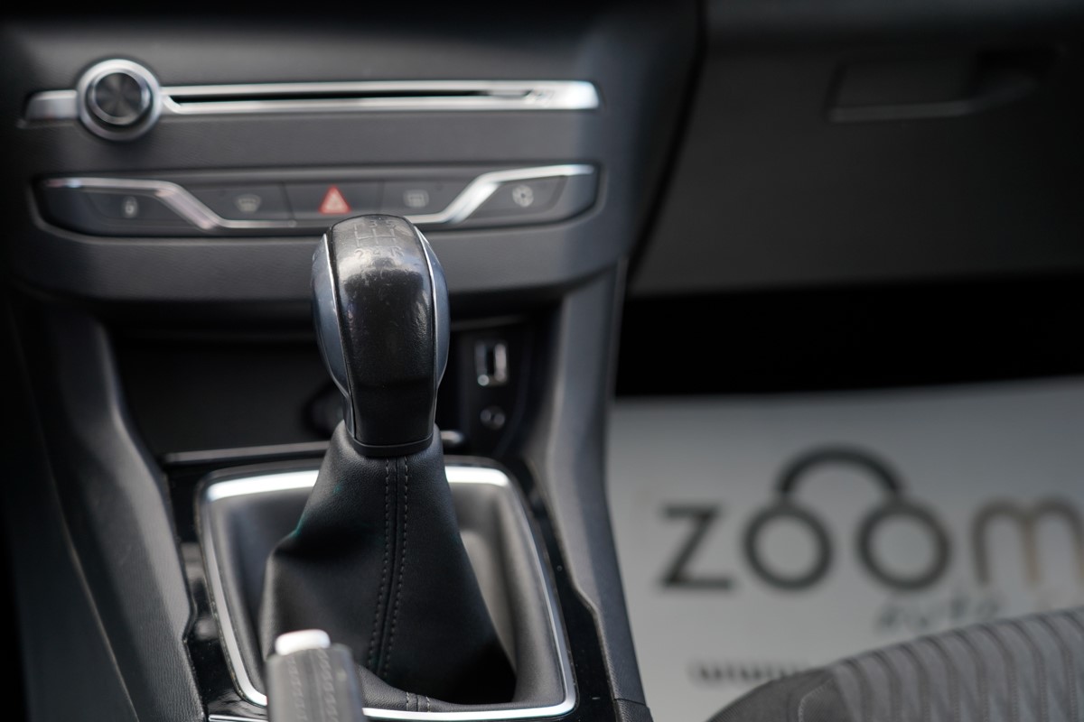 Peugeot 308 1,6 BlueHDI