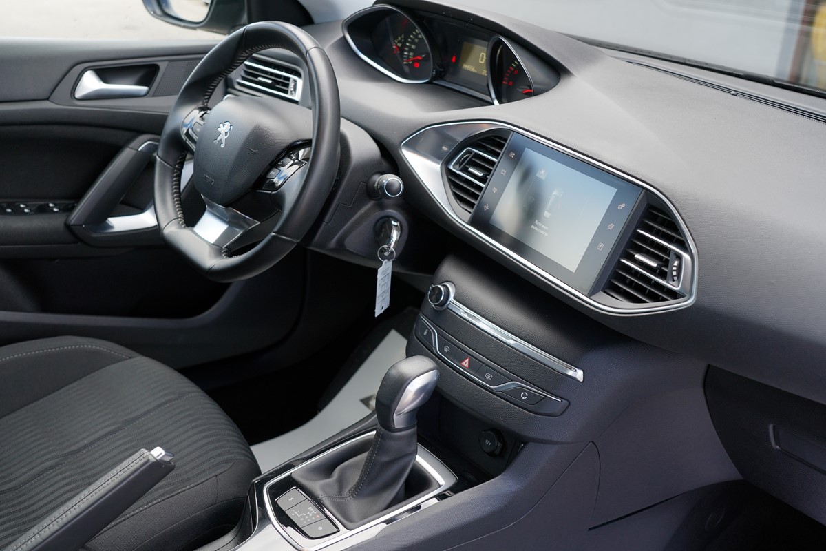 Peugeot 308 1,6 BlueHDI