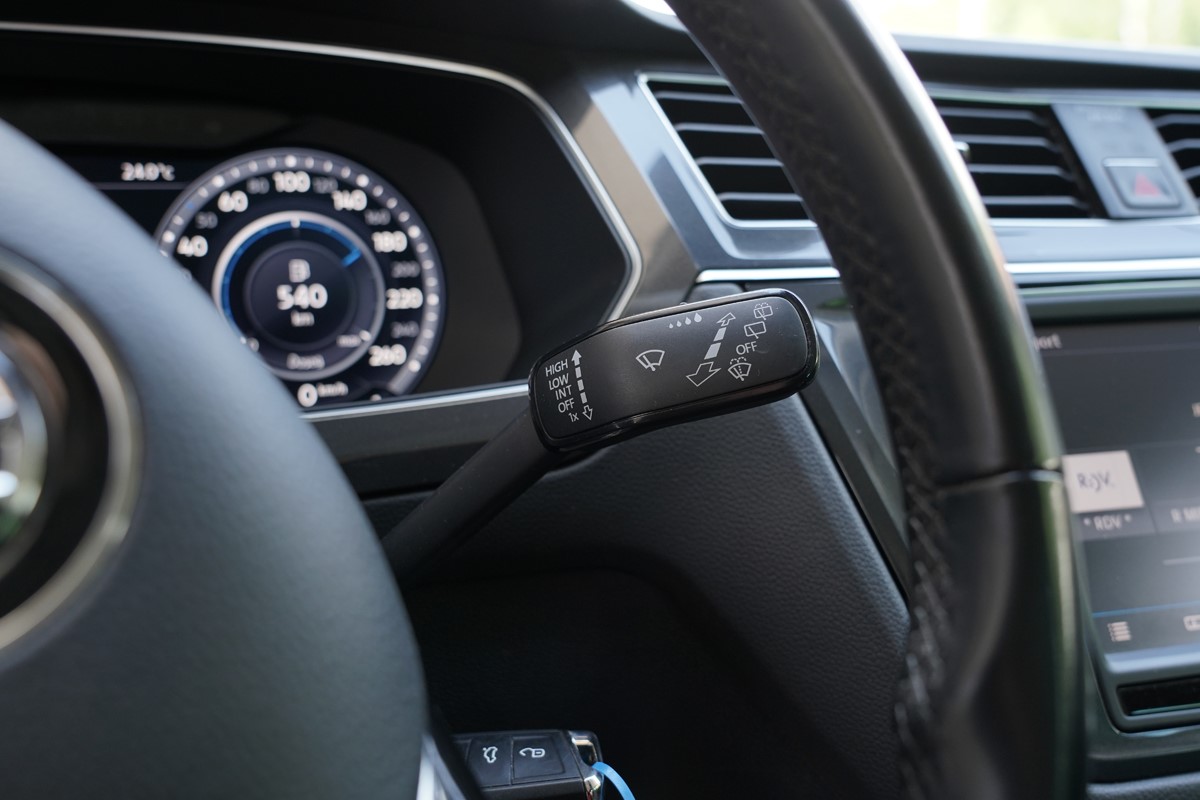 Volkswagen Tiguan
 2.0 TDI 140KW  4MOT DSG VIRTUAL  COCKPIT    