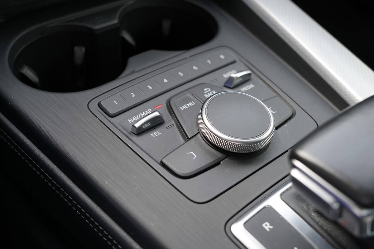 Audi A4
 3.0 TDi Quattro Tiptronic