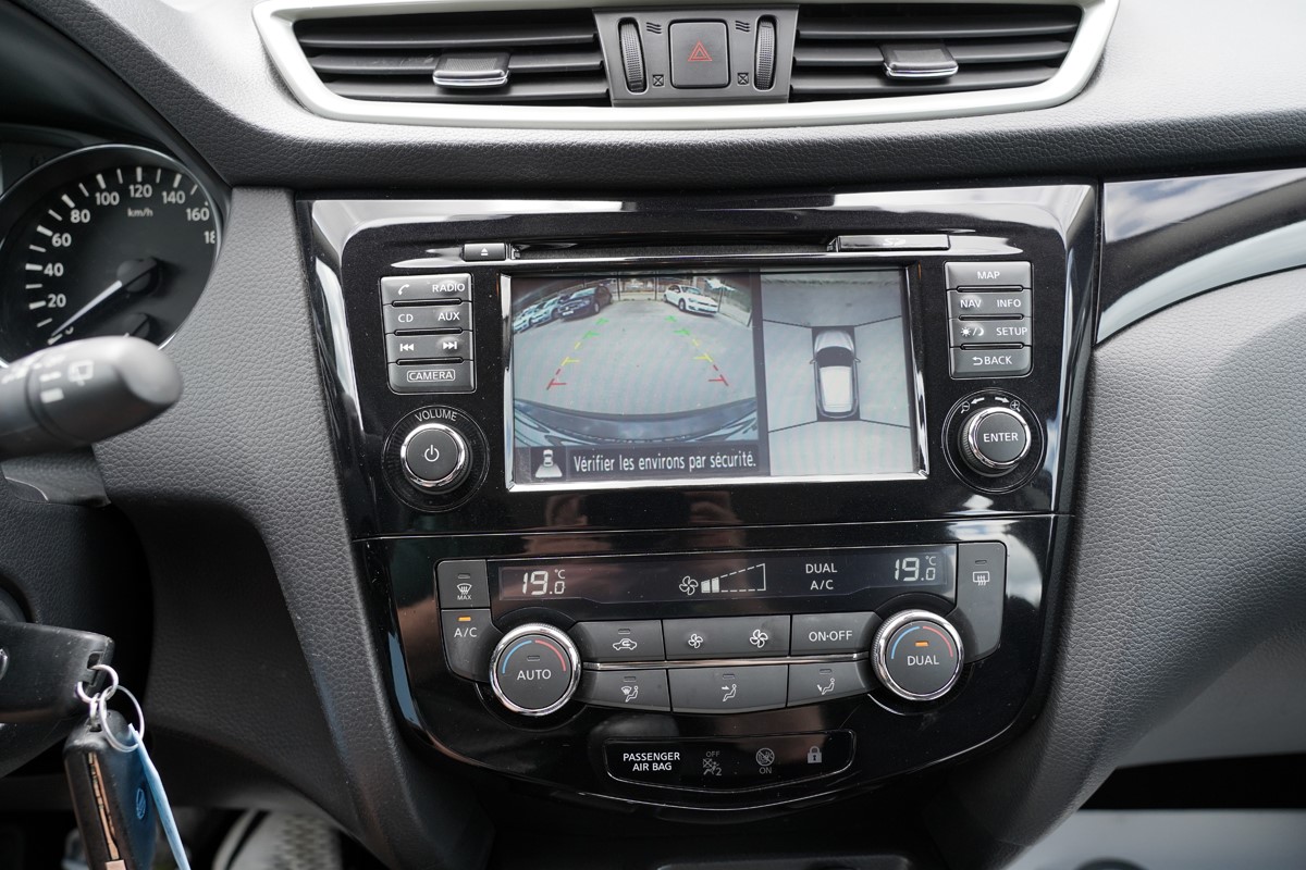 Nissan
 Qashqai 1.5 DCI