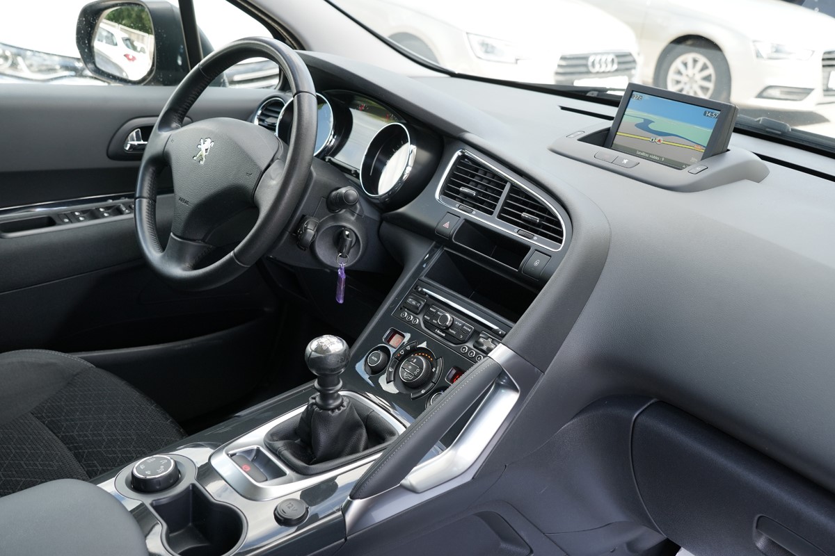 Peugeot 3008 1,6 BlueHDI