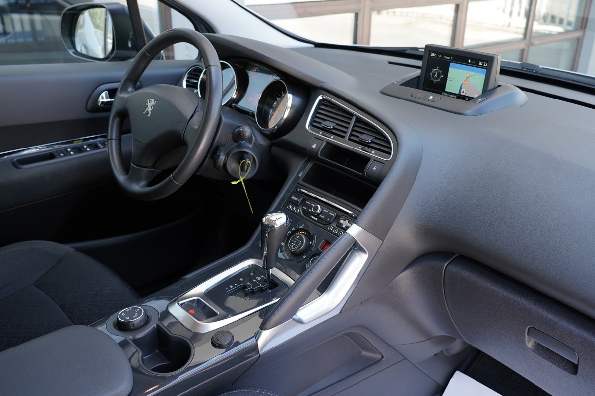 Peugeot 3008 1,6 BlueHDI