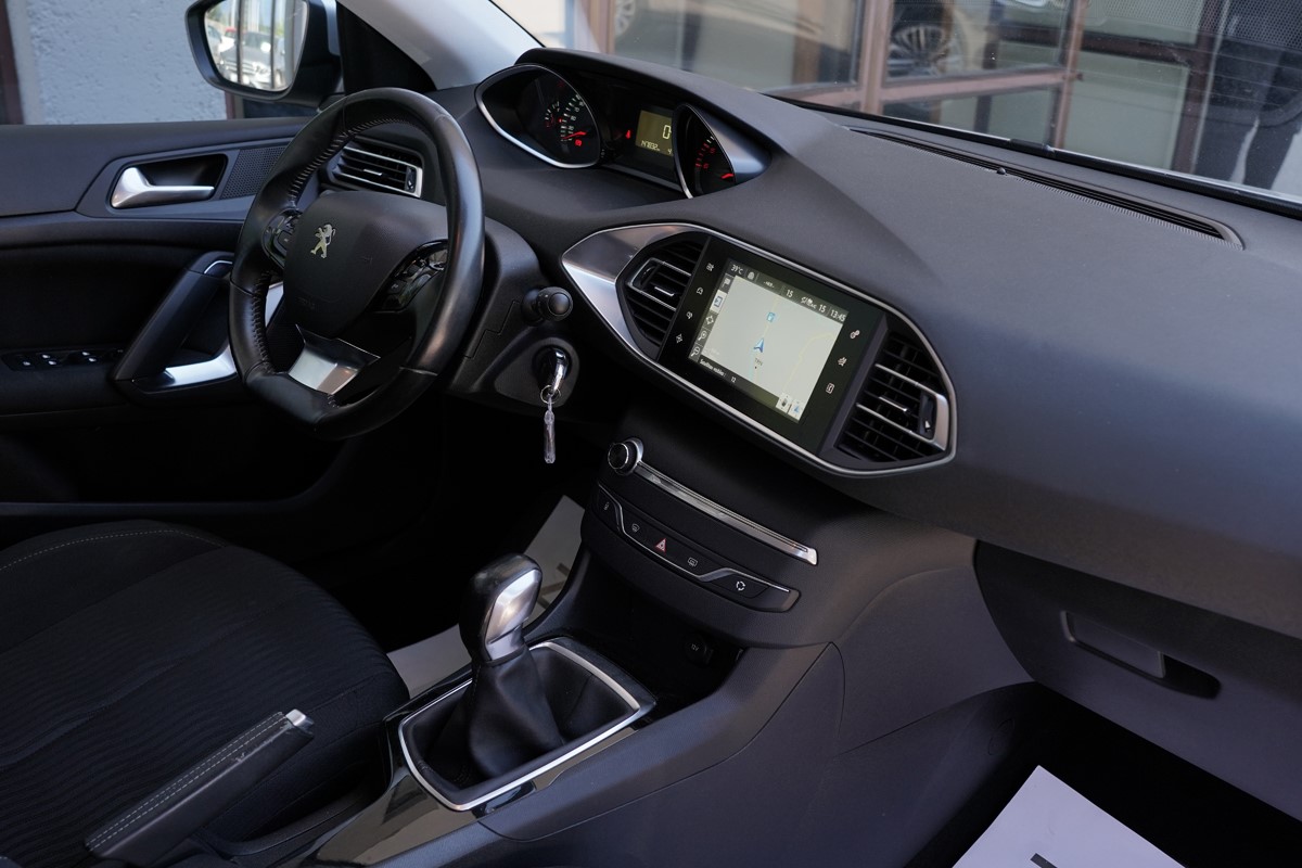 Peugeot 308 1,6 BlueHDI