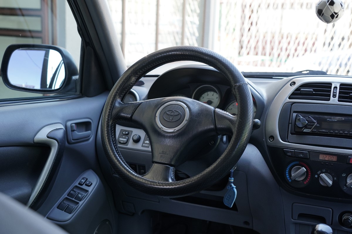 Toyota
 RAV4
 2,0 D