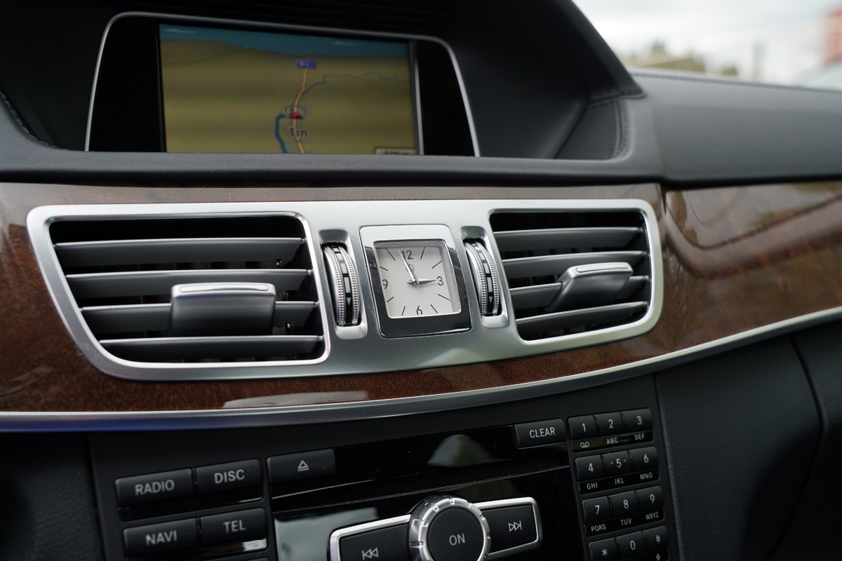 Mercedes-Benz E-Class
 200 CDI