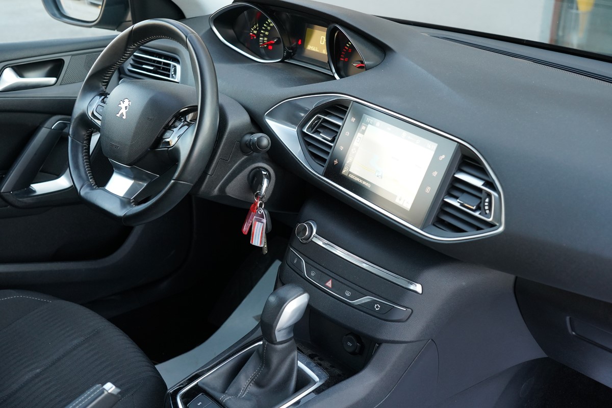 Peugeot 308 1,6 BlueHDI AUTOMATIK