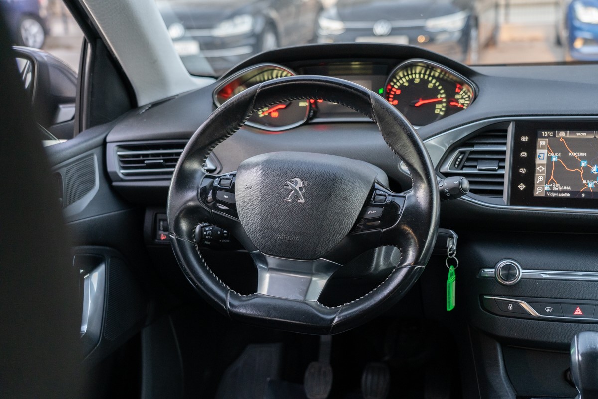 Peugeot 308 1.6 BlueHDI