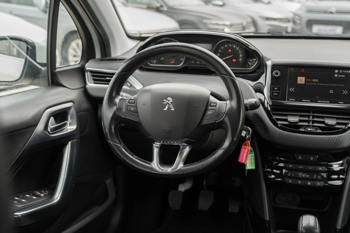 Peugeot 2008 1.6 BlueHDI