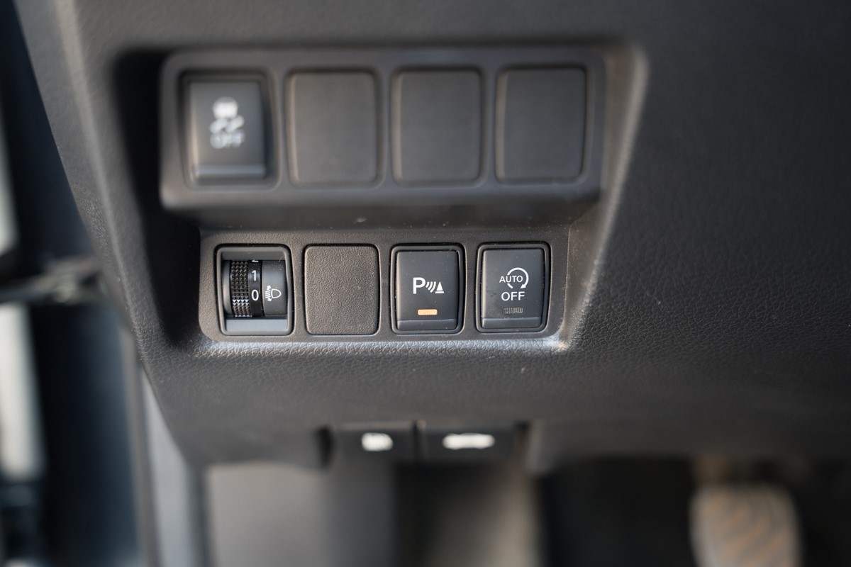 Nissan
 X-TRAIL 1.6 DCI