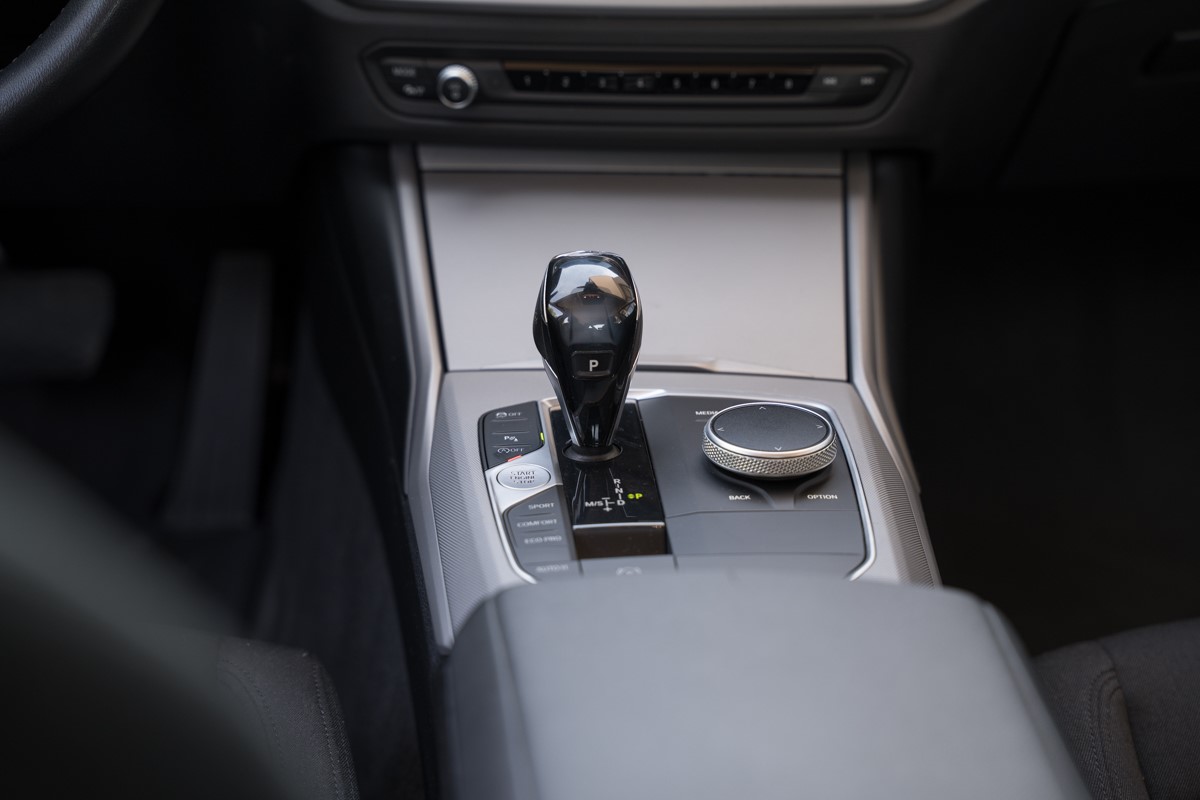 BMW
 3-Series 318D 