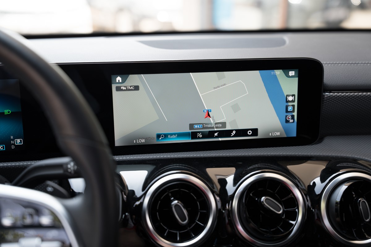 Mercedes-Benz CLA-Class 200 D