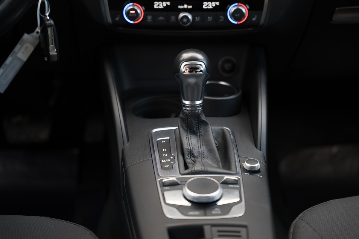 Audi A3
 1.6 TDI S-tronic