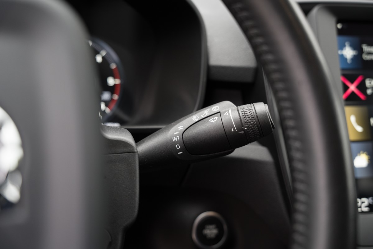 Volvo
 XC40 2.0 D D3