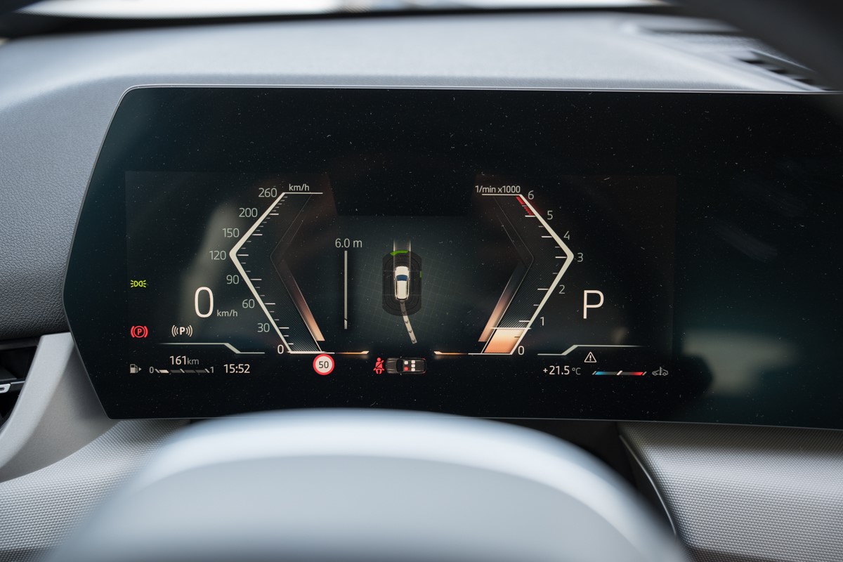 BMW
 X1 18 d sDrive