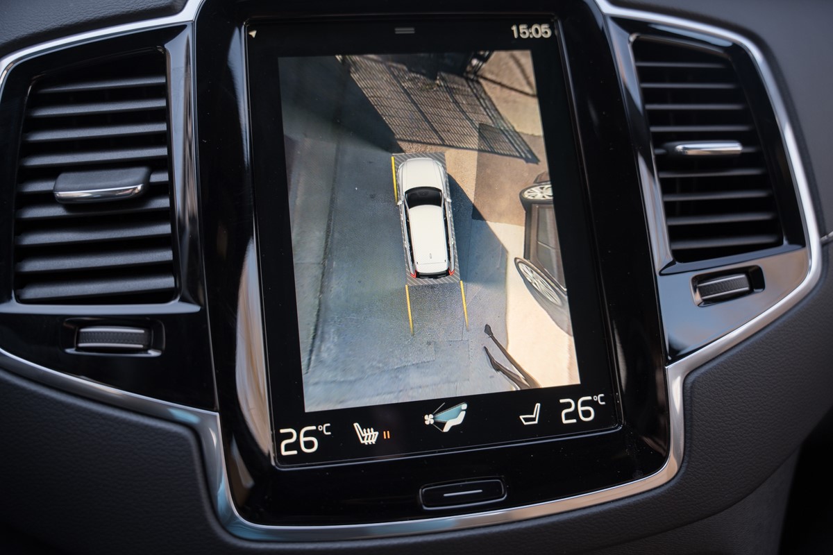 Volvo
 XC90 
 2.0 D B5 AWD Inscription 