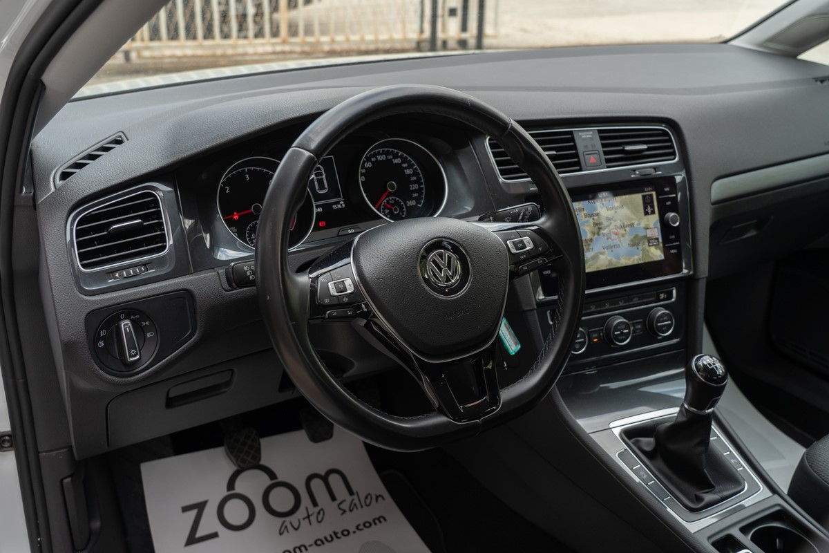Volkswagen Golf 1,6 TDI