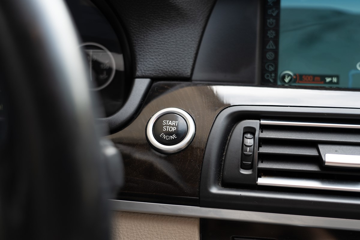 BMW
 5-Series 525 D