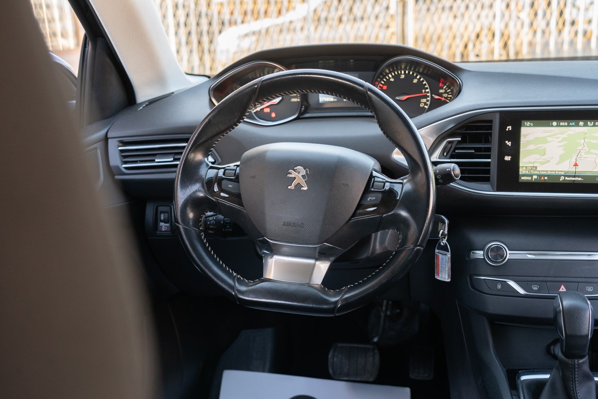Peugeot 308 1,6 BlueHDI Automatik