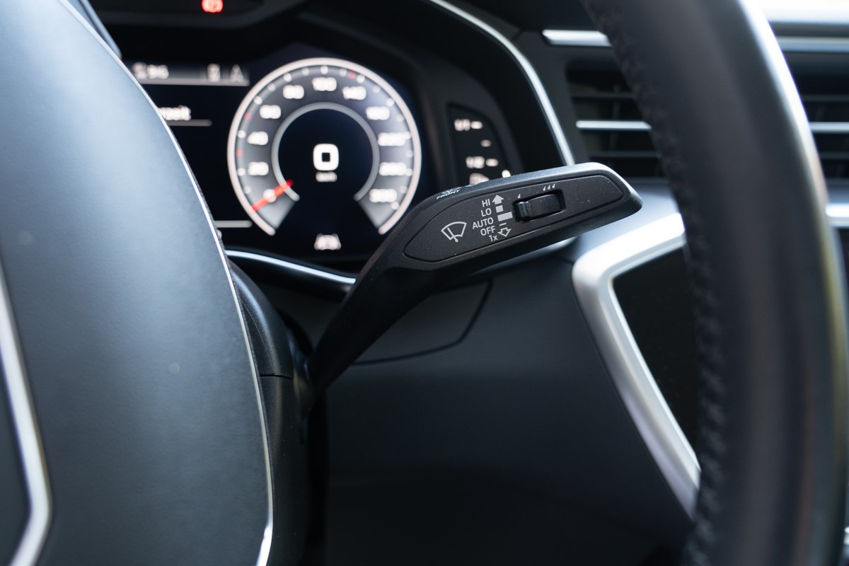 Audi A6
 40 TDi S-tronic