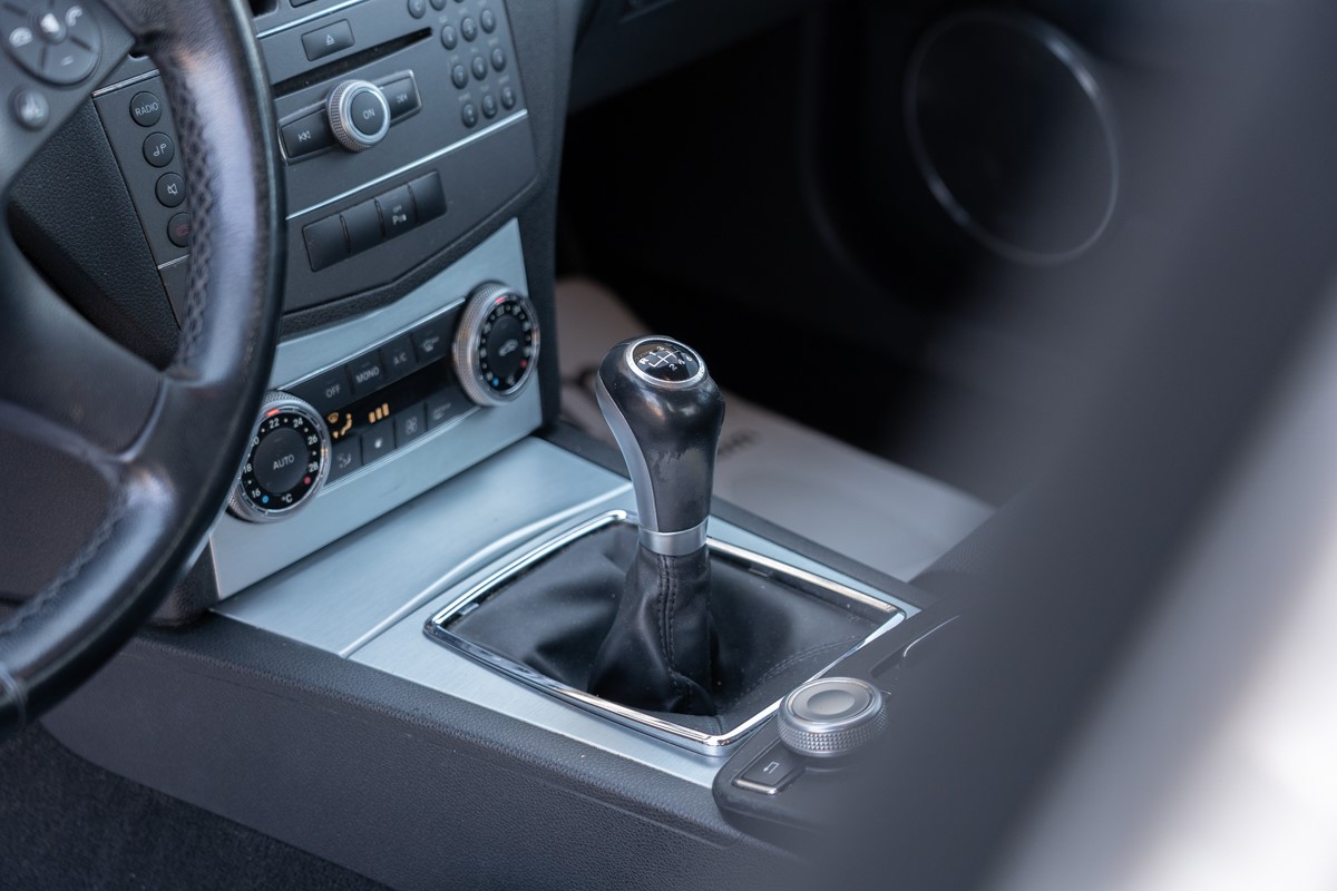 Mercedes-Benz C-Class
 200 CDI