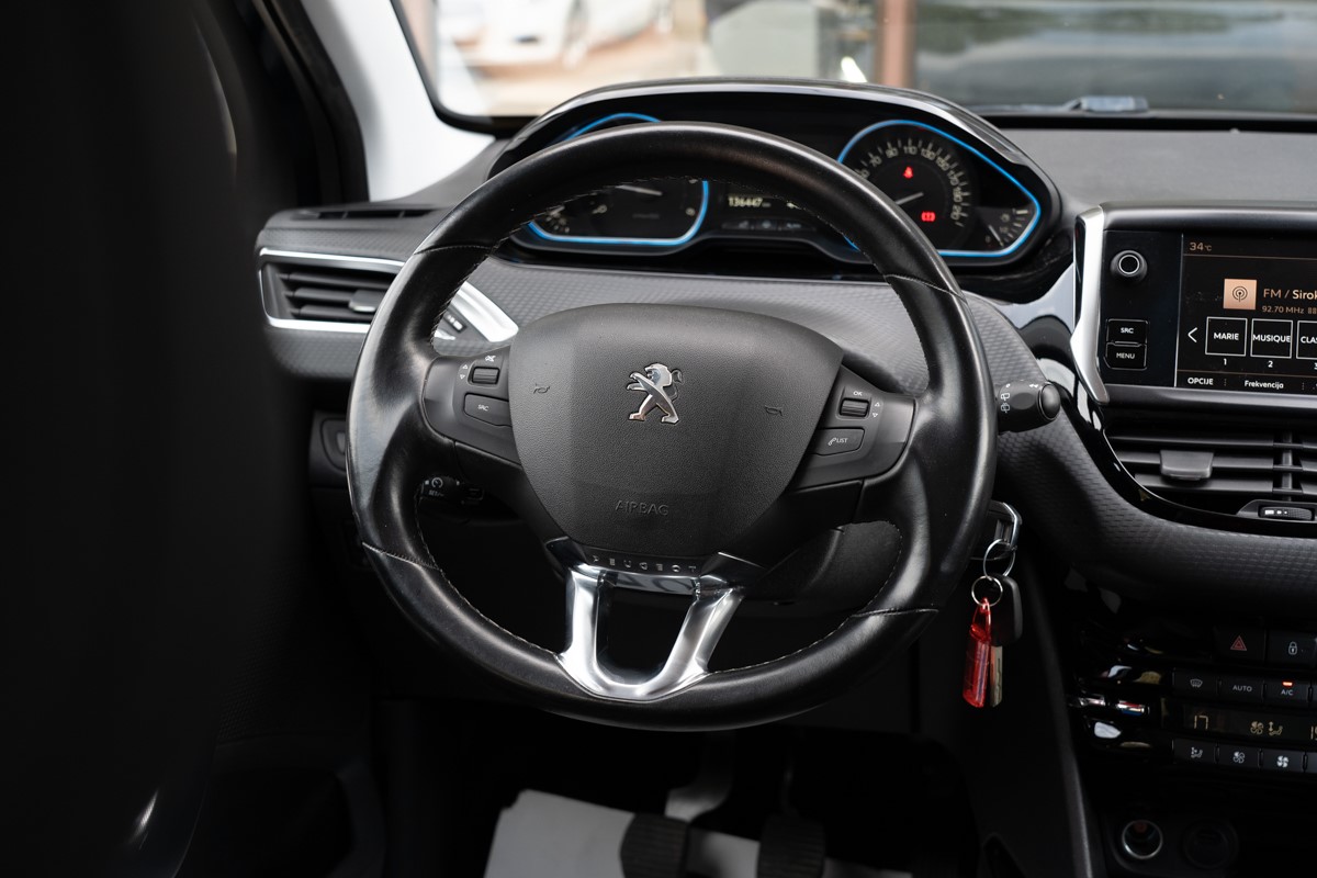 Peugeot 2008 1.5 BLUEHDI