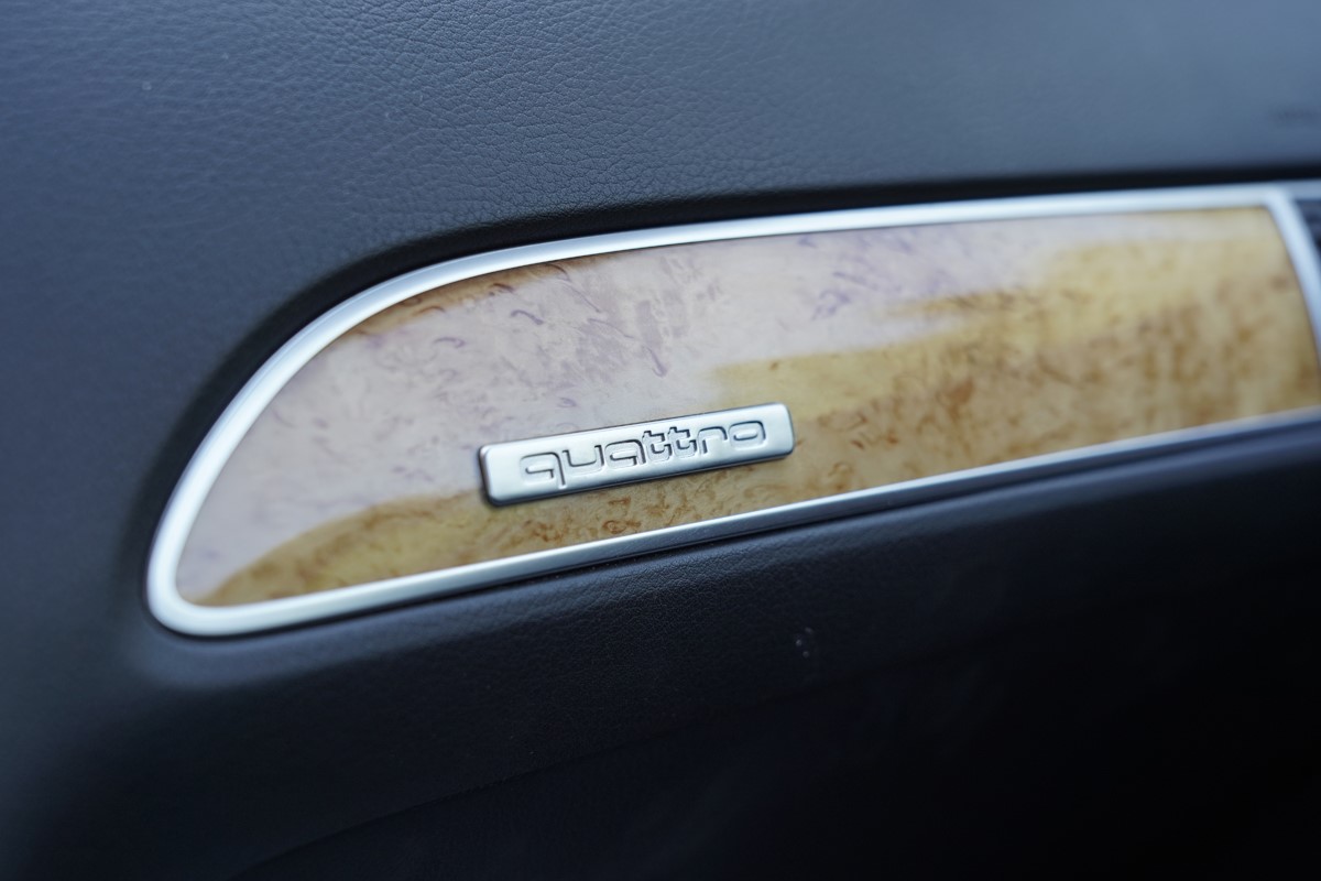 Audi A6
 2,7 TDI Quattro