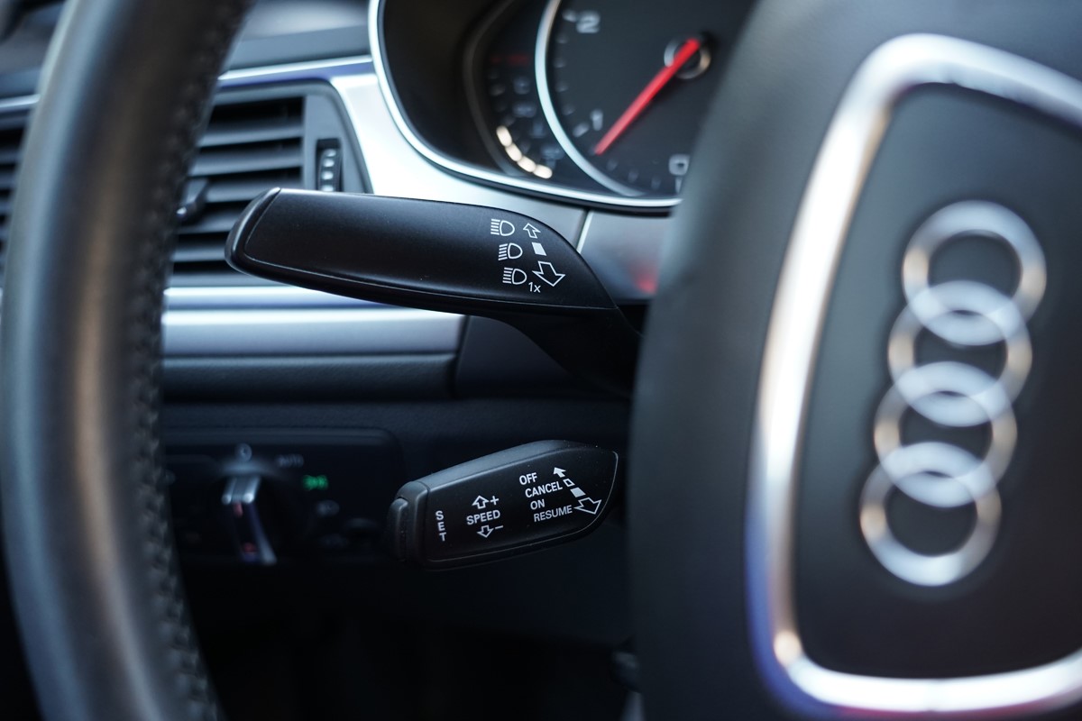 Audi A6
 3.0 TDI QUATTRO