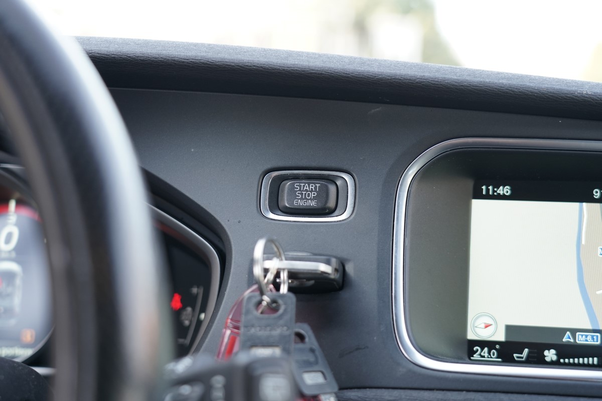 Volvo
 V40 D2 BUSINESS SPORT 5D