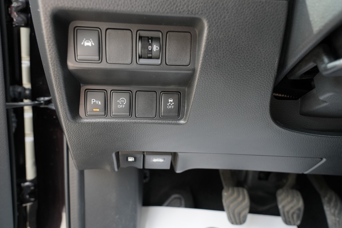 Nissan
 Qashqai 1.5 DCI