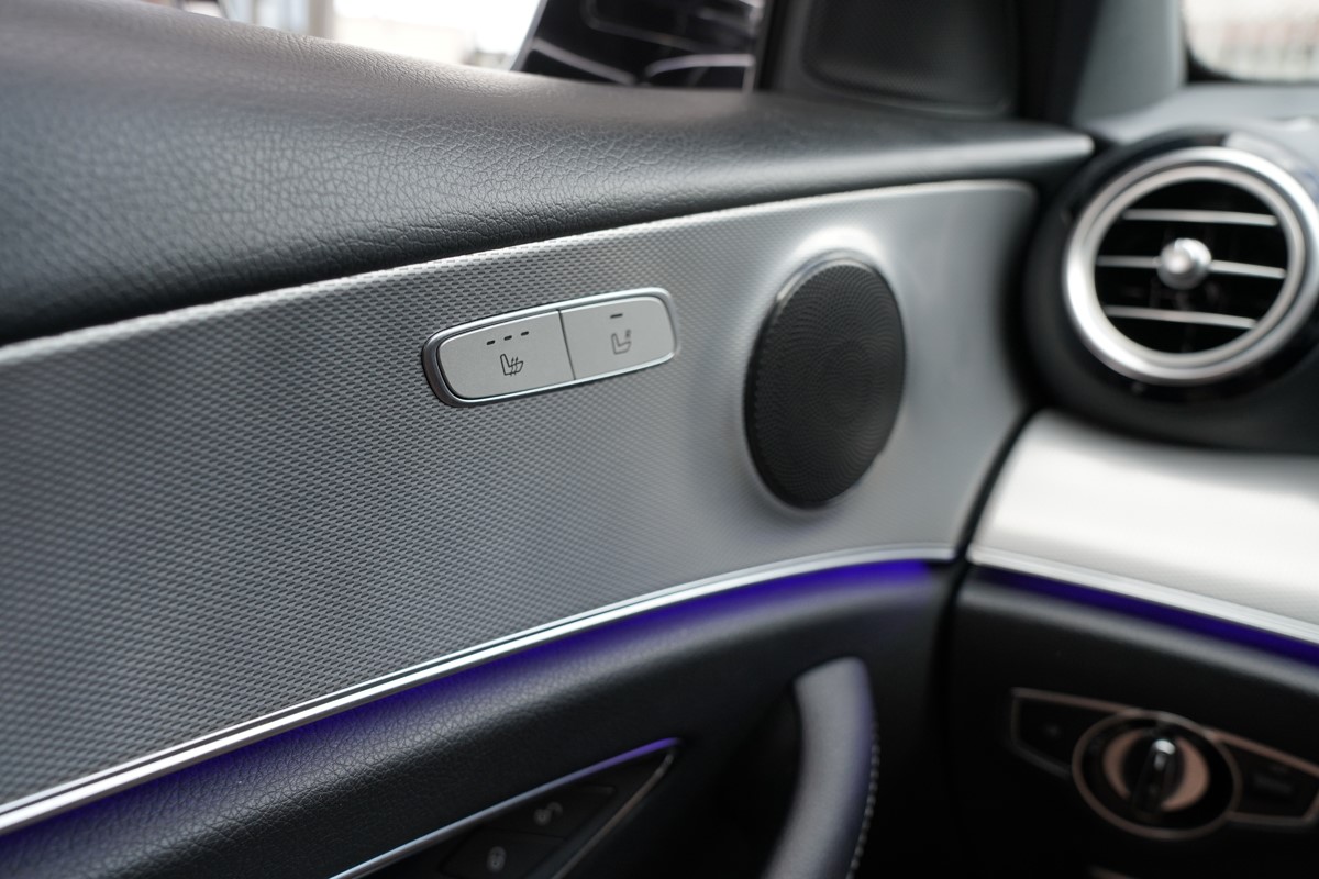 Mercedes-Benz E-Class
 220 D Avantgarde 