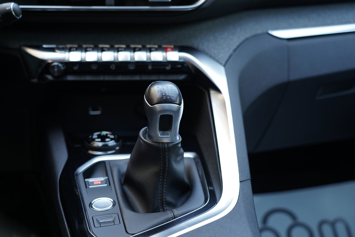 Peugeot 3008 2.0 BLUEHDI