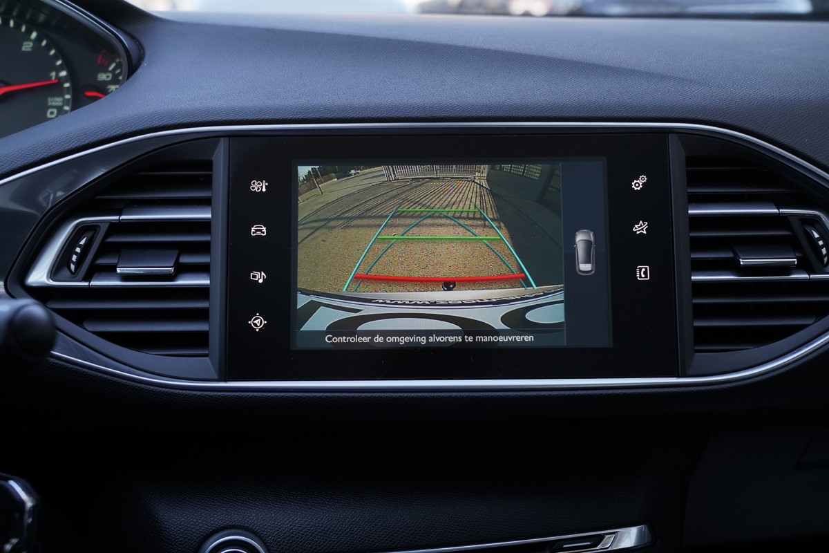 Peugeot 308 EXECUTIVE 1.6 BLUEHDI