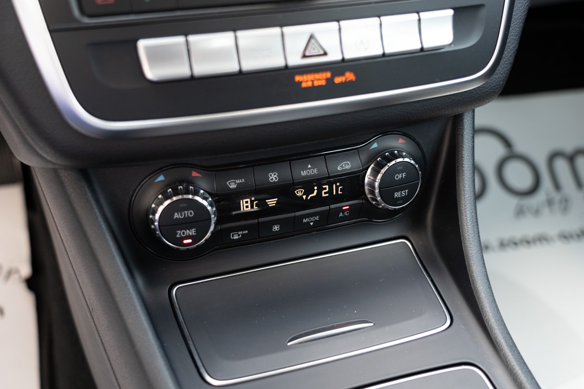 Mercedes-Benz GLA 200D 