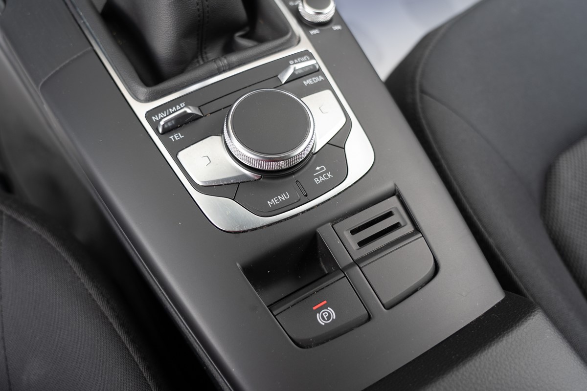 Audi A3
 30 TDI