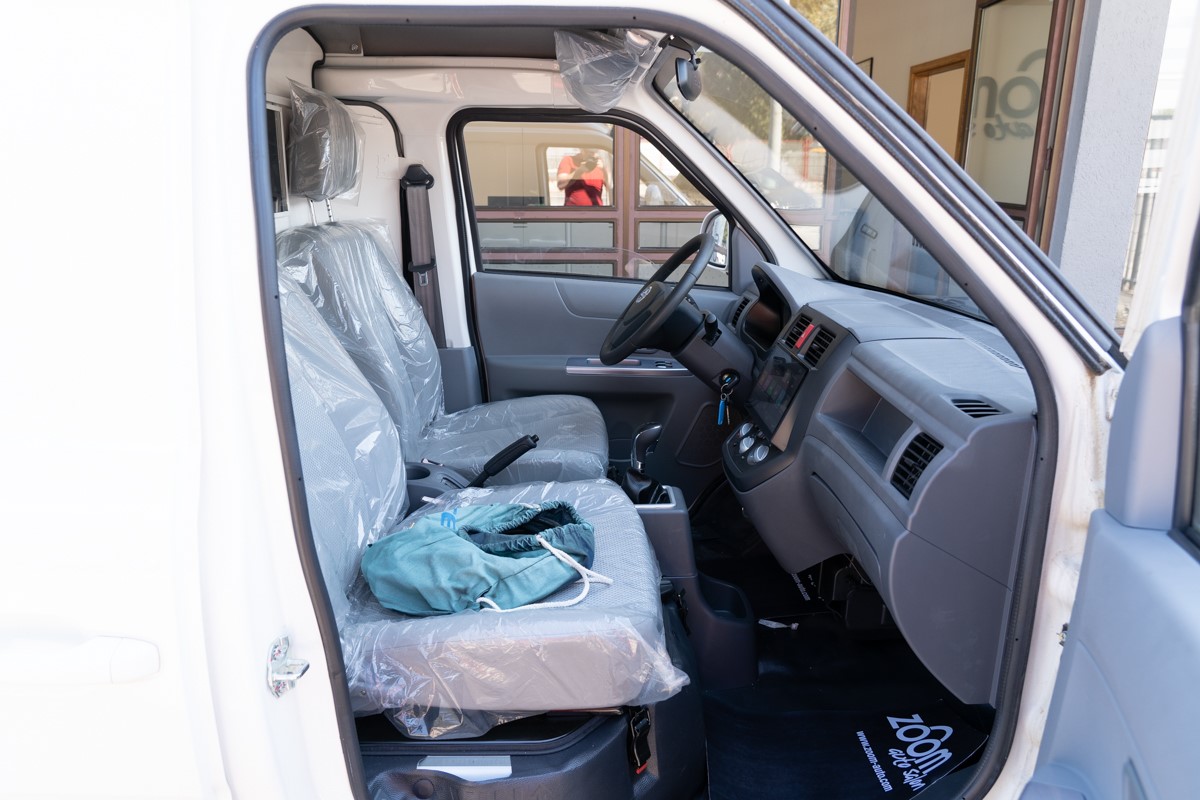 Cenntro Logistar  LS 200