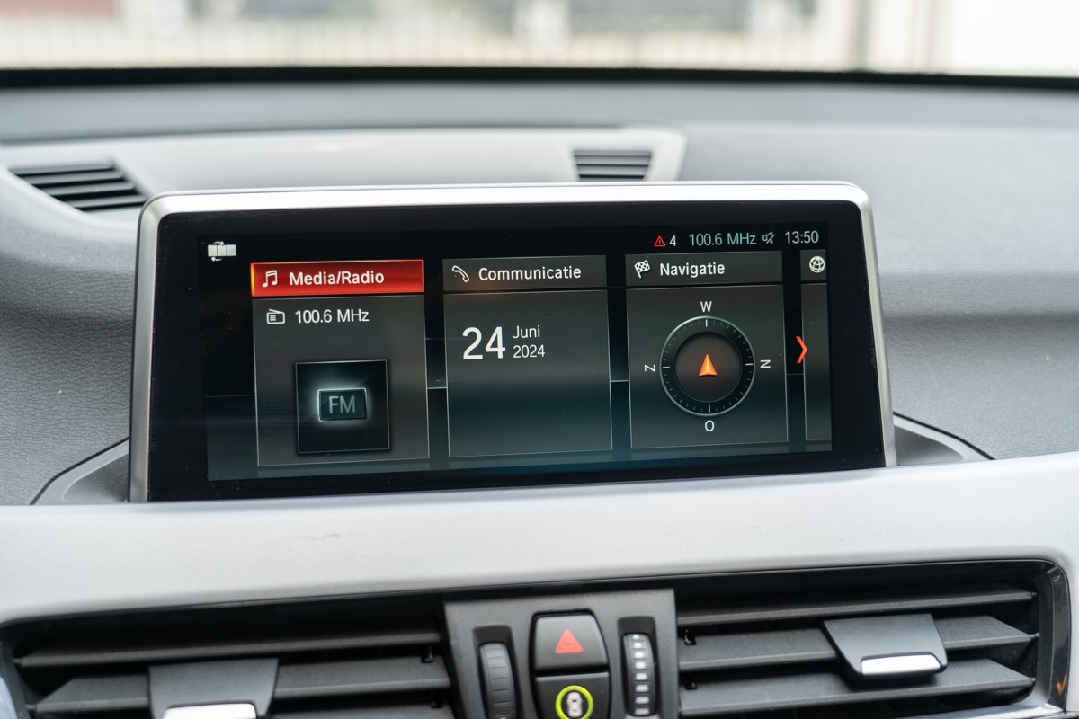 BMW
 X1 SDRIVE 16D