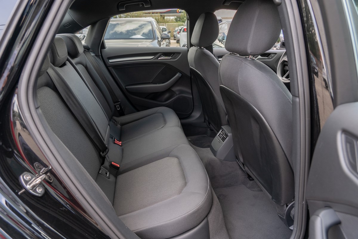 Audi A3
 30 TDI